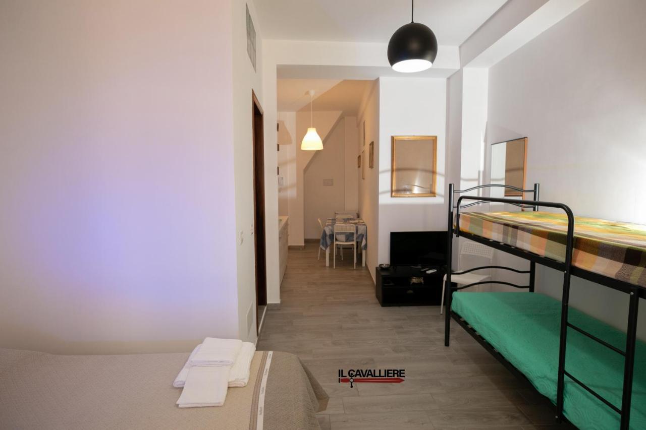 Il Cavalliere Bed & Breakfast Barletta Exterior photo