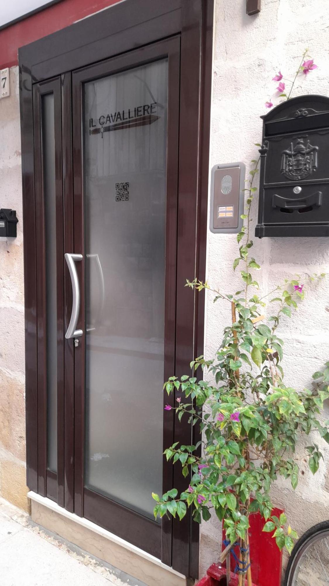 Il Cavalliere Bed & Breakfast Barletta Exterior photo